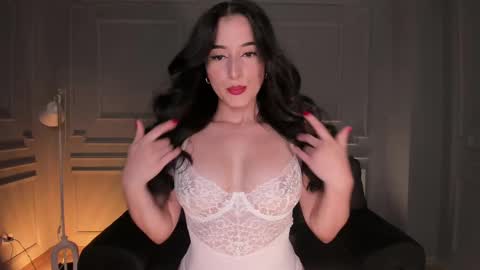 Dominique online show from March 2025 09:15:01 PM