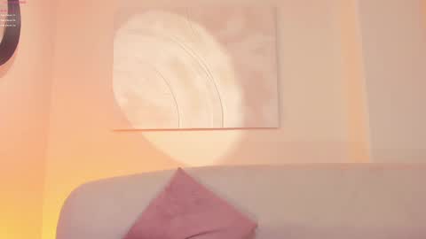 Dominique online show from March 2025 02:09:02 AM