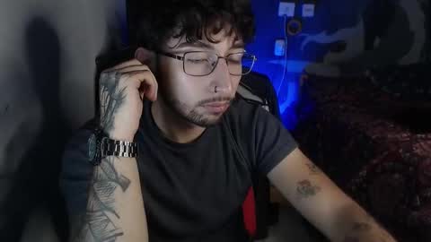 dominus_kane online show from November 2025 01:41:01 AM