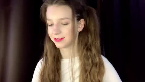 Snapshot of domitilabarrus chatting on March 2026 05:04:01 PM Kira online show from March 2026 05:04:01 PM