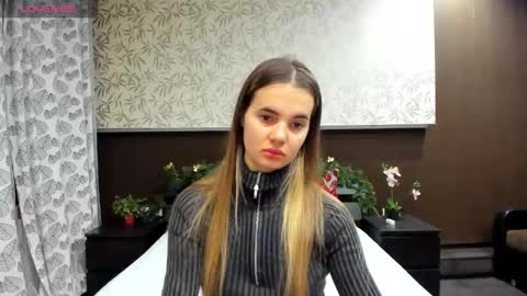 Donna On GMT2 Mon-Fri 3-9 AM online show from December 2024 11:50:01 PM