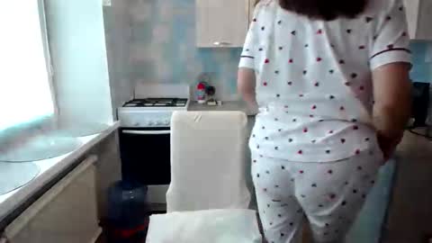 Tatiana 43 curvy sexy body and Joanna redhead 39 years online show from September 2025 06:24:01 AM