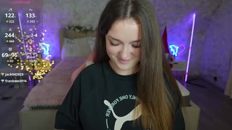 Snapshot of donnalust chatting on January 2025 11:39:02 PM DONNA online show from January 2025 11:39:02 PM