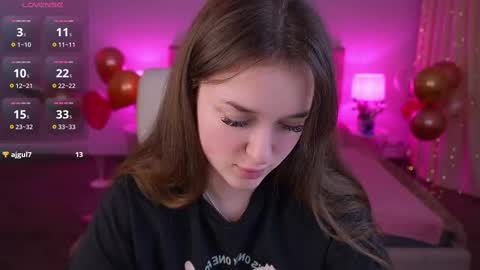 Snapshot of donnalust chatting on February 2025 03:00:02 AM DONNA online show from February 2025 03:00:02 AM