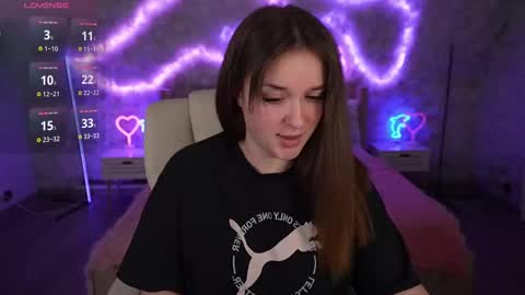 Snapshot of donnalust chatting on March 2025 06:44:01 AM DONNA online show from March 2025 06:44:01 AM