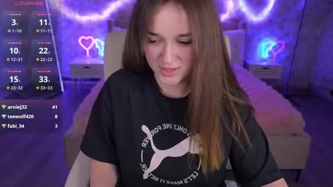 Snapshot of donnalust chatting on March 2025 11:03:02 PM DONNA online show from March 2025 11:03:02 PM