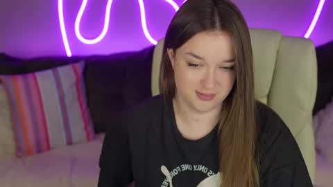 Snapshot of donnalust chatting on November 2025 02:34:02 PM DONNA online show from November 2025 02:34:02 PM