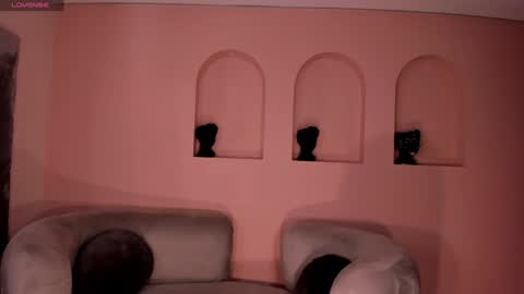  Donna Stonne  online show from December 2024 08:16:01 PM