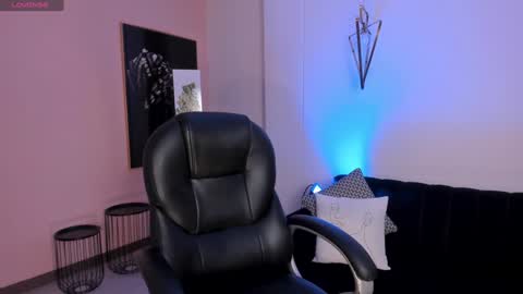  Donna Stonne  online show from January 2025 09:42:01 PM