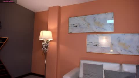  Donna Stonne  online show from January 2025 07:28:02 PM