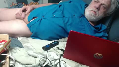 Snapshot of doouugcumming chatting on May 2026 02:44:02 PM cummingdoouug online show from May 2026 02:44:02 PM