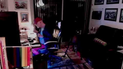 Snapshot of dopeleaf2 chatting on February 2026 10:13:02 PM dopeleaf2 online show from February 2026 10:13:02 PM
