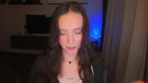 Dora Charmer online show from April 2026 05:38:02 PM