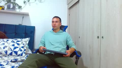 dorian_h online show from March 2026 07:52:02 PM