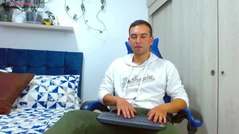 Snapshot of dorian_h chatting on June 2026 11:10:01 PM dorian_h online show from June 2026 11:10:01 PM