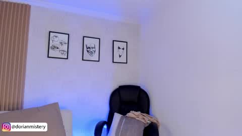 dorian_mystery online show from September 2025 03:40:01 AM