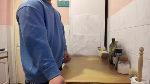 menu  below online show from February 2025 07:06:01 AM