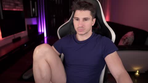 Dorian Reyes online show from January 2025 01:30:01 AM