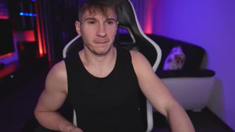 Dorian Reyes online show from November 2025 02:03:01 AM