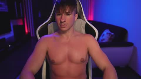 Snapshot of dorianreyes chatting on June 2026 10:11:01 PM Dorian Reyes online show from June 2026 10:11:01 PM