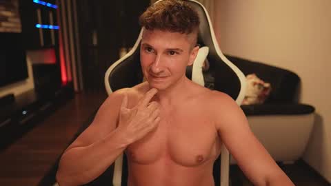 Snapshot of dorianreyes chatting on July 2026 11:11:02 PM Dorian Reyes online show from July 2026 11:11:02 PM