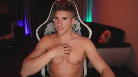Snapshot of dorianreyes chatting on July 2026 01:19:01 AM Dorian Reyes online show from July 2026 01:19:01 AM