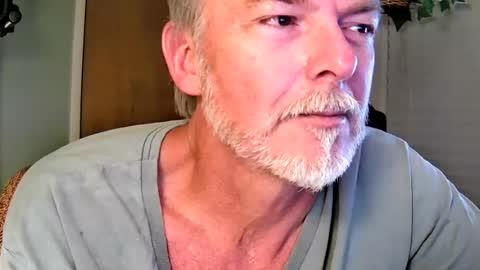 Snapshot of doriansez chatting on July 2026 07:05:02 AM doriansez online show from July 2026 07:05:02 AM