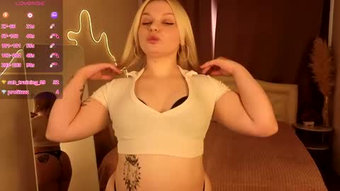 Snapshot of doris_lee chatting on June 2026 01:28:01 PM Doris online show from June 2026 01:28:01 PM