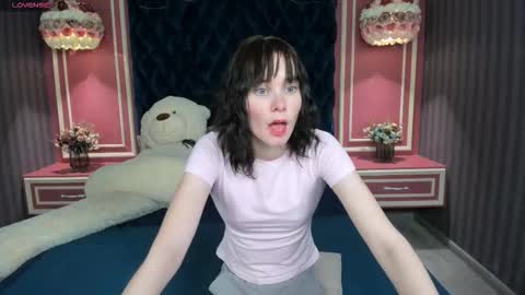 dose_of_daisy online show from November 2025 12:27:02 PM