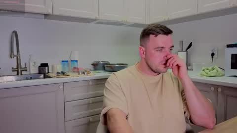 Sasha online show from September 2025 09:51:01 PM