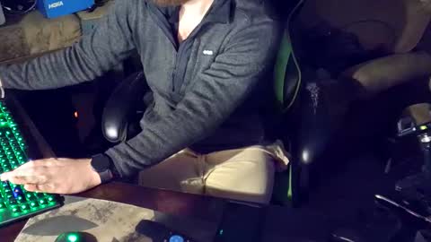 DotYourEyezez  online show from January 2025 11:32:02 AM