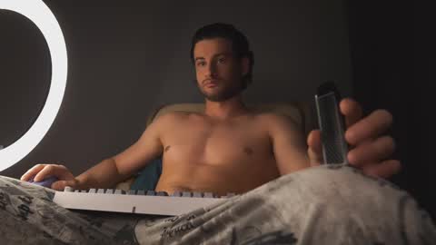 Keen online show from March 2025 12:44:01 AM