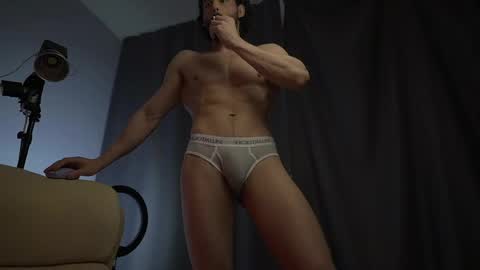Snapshot of double_luckystrike chatting on May 2026 02:44:02 PM Keen online show from May 2026 02:44:02 PM