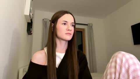 Alice and Mark online show from March 2026 09:21:01 PM