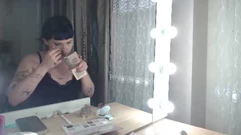 IssadoraMunris online show from June 2026 06:24:02 PM