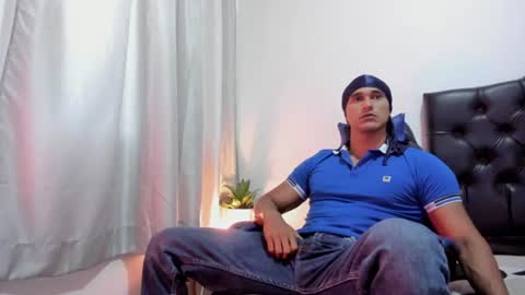 Isabella and Alessandro online show from June 2026 11:12:02 AM