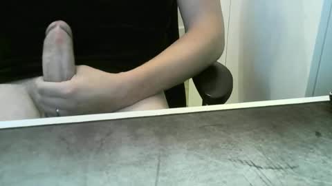 doudoudou online show from June 2026 07:38:02 PM