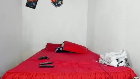 douglas_gallegos online show from February 2025 11:36:02 PM