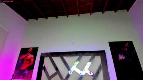 Douglas Safado online show from March 2025 07:47:02 AM