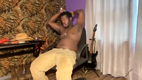 MrPirated online show from December 2024 07:54:01 PM