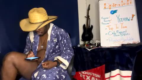 MrPirated online show from February 2025 12:51:01 AM