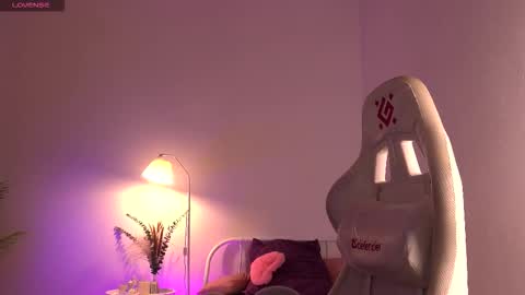 Lisbeth Salander online show from October 2025 05:17:02 AM