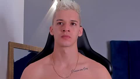 drake_carter1 online show from March 2025 11:38:02 PM