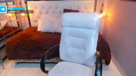 Drake Miller online show from January 2026 04:50:02 AM