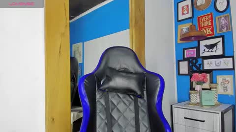 ---Drake--- online show from October 2025 09:13:01 PM