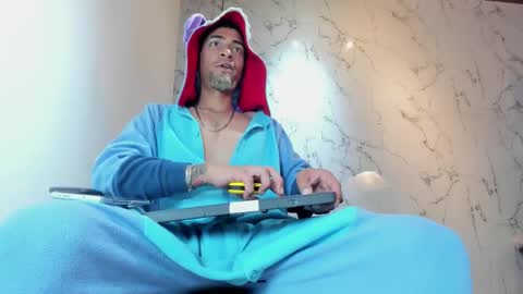 Drake Neuman online show from October 2025 04:10:02 AM