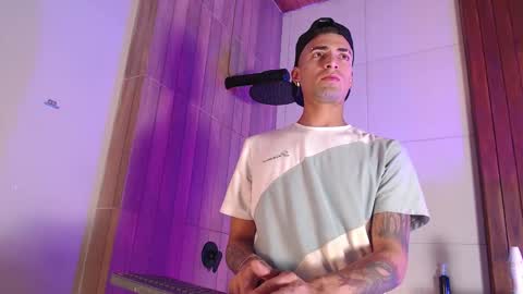 Drake Neuman online show from November 2025 04:12:01 AM