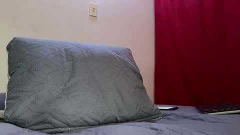 Andrs  Independent Model online show from March 2025 04:35:02 PM