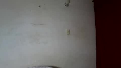 Andrs  Independent Model online show from October 2025 12:50:01 PM