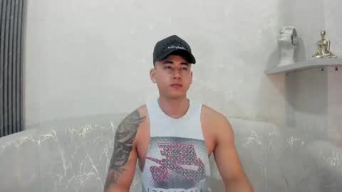 Snapshot of draven_marceaux chatting on June 2026 11:15:01 AM Draven online show from June 2026 11:15:01 AM